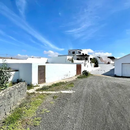 Country house Casa Rural En Finca Con Estupenda Vista A Volcan, Lanzarote