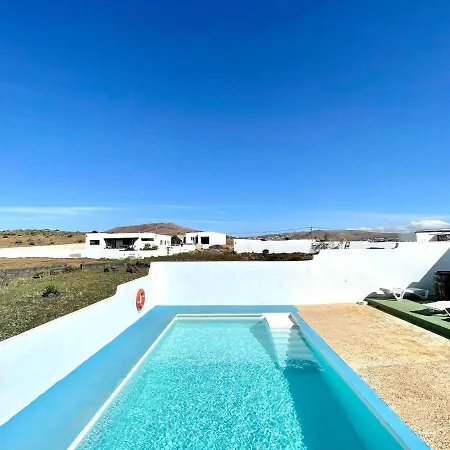 Casa Rural En Finca Con Estupenda Vista A Volcan, Lanzarote Tahiche