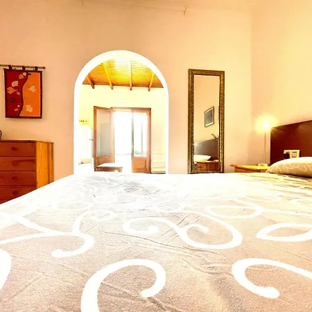 Εξοχικό σπίτι Casa Rural En Finca Con Estupenda Vista A Volcan, Lanzarote *